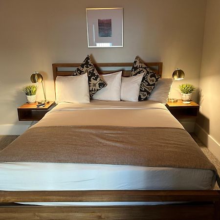 Entire Modern 7 Unit 7 Bath Boutique Inn Νιούπορτ Εξωτερικό φωτογραφία