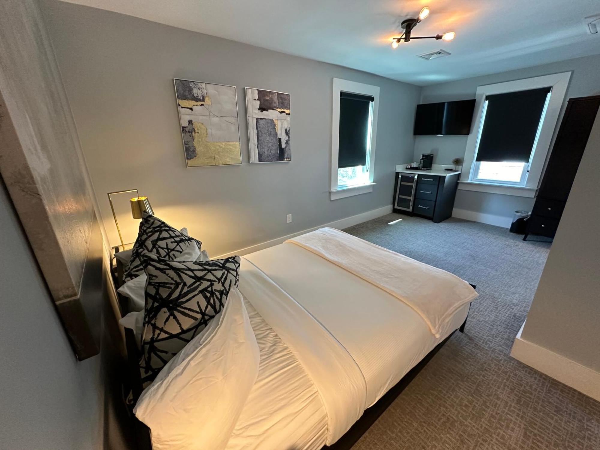 Entire Modern 7 Unit 7 Bath Boutique Inn Νιούπορτ Εξωτερικό φωτογραφία
