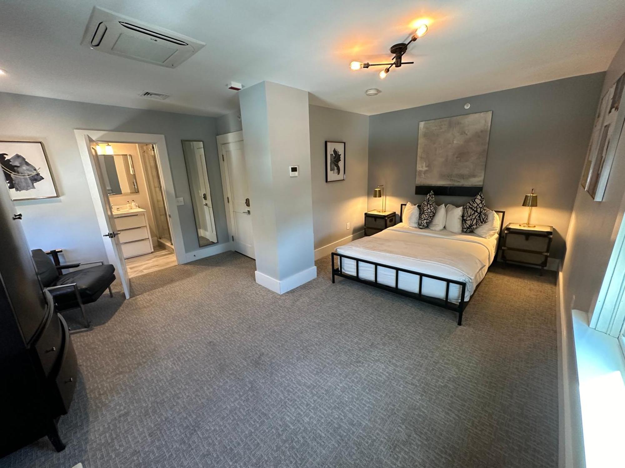 Entire Modern 7 Unit 7 Bath Boutique Inn Νιούπορτ Εξωτερικό φωτογραφία