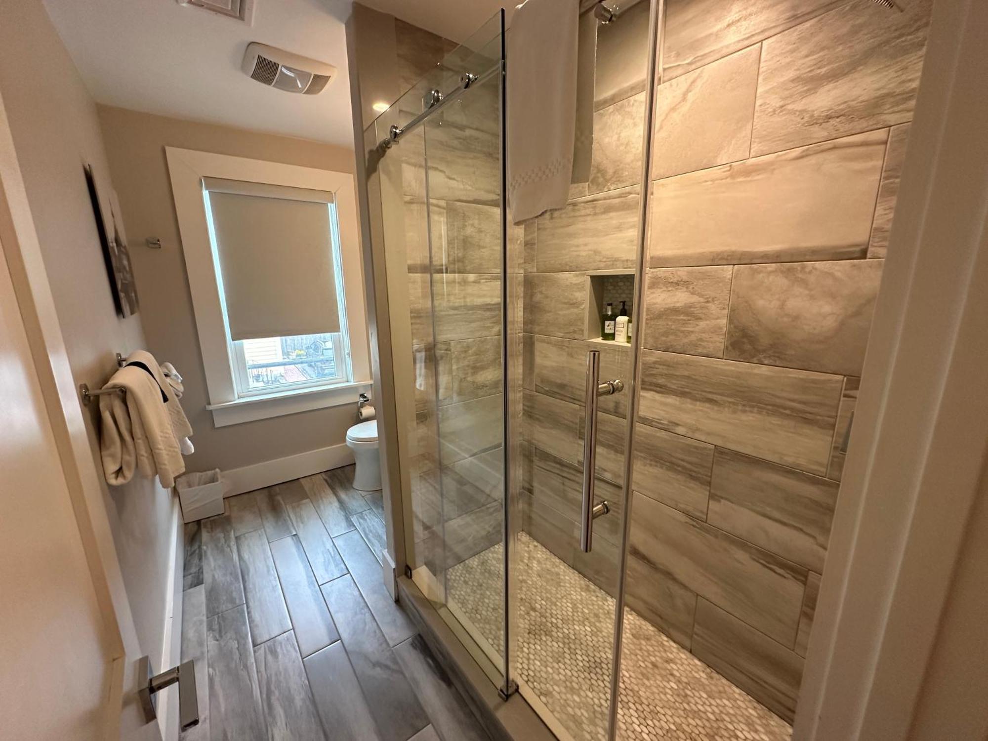 Entire Modern 7 Unit 7 Bath Boutique Inn Νιούπορτ Εξωτερικό φωτογραφία