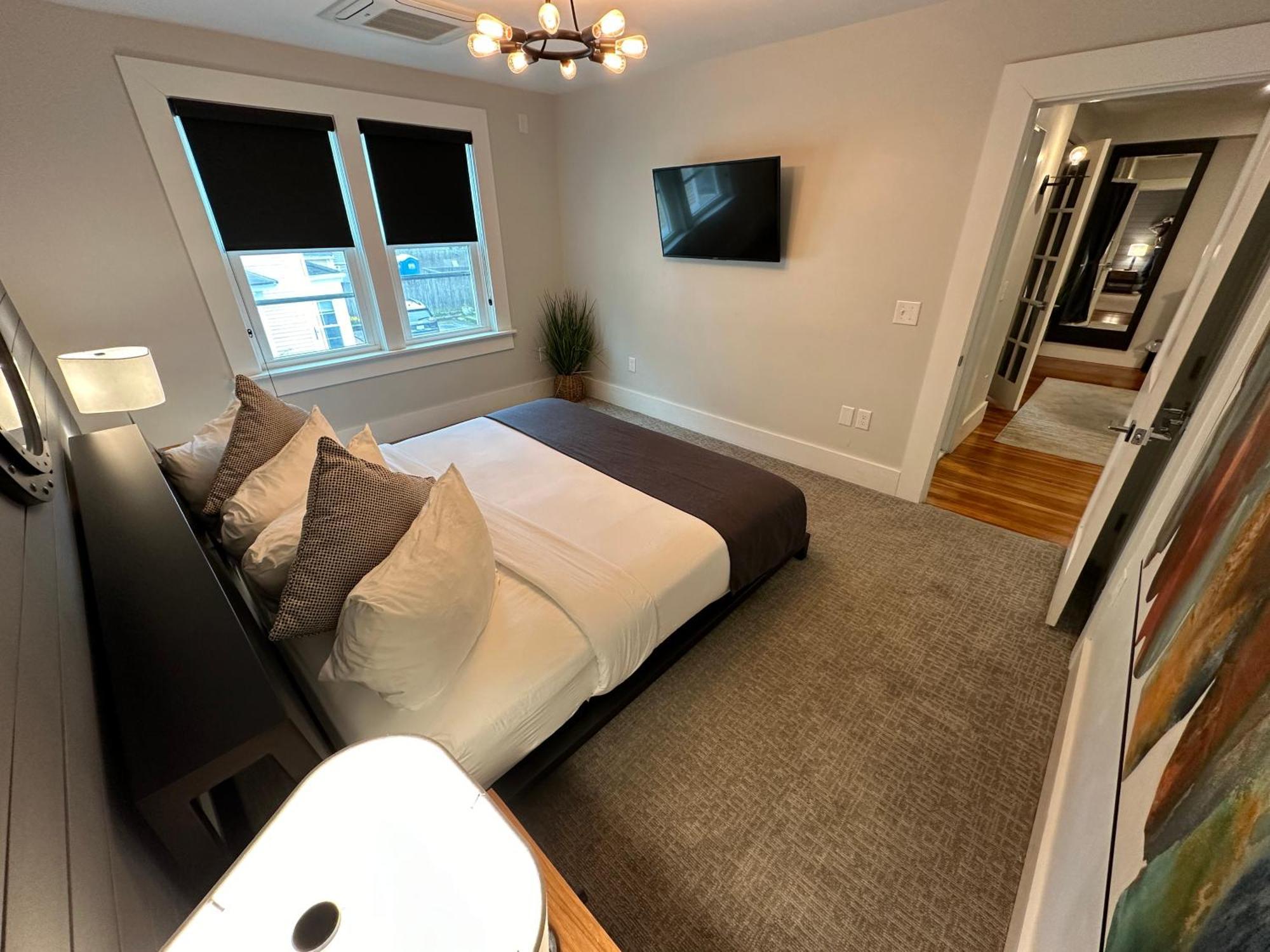 Entire Modern 7 Unit 7 Bath Boutique Inn Νιούπορτ Εξωτερικό φωτογραφία