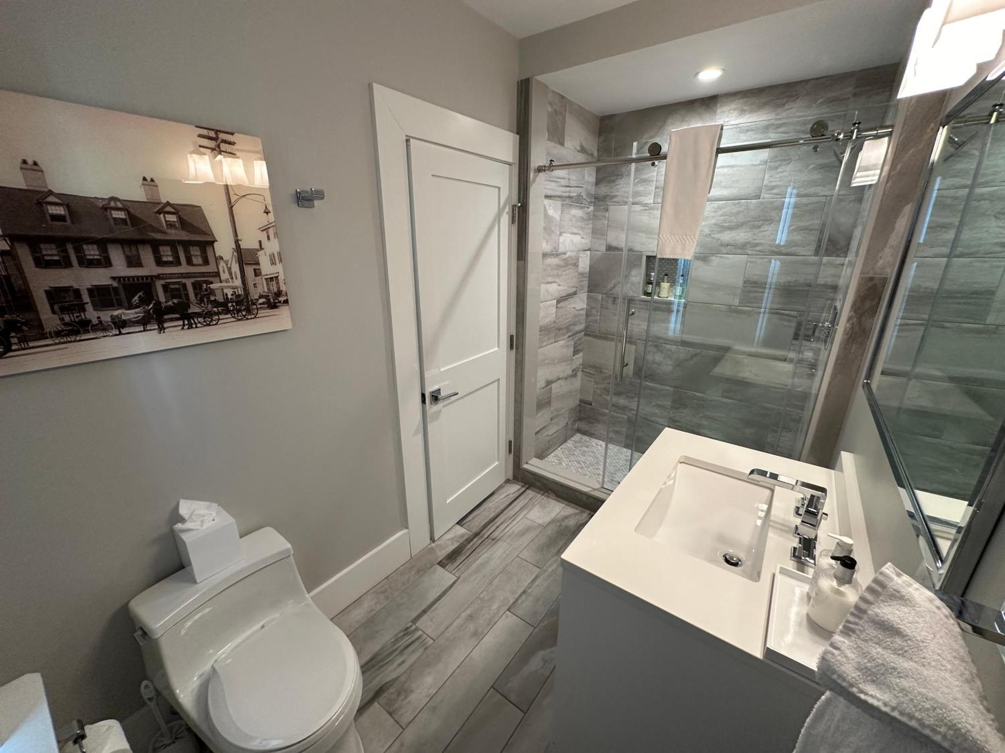 Entire Modern 7 Unit 7 Bath Boutique Inn Νιούπορτ Εξωτερικό φωτογραφία